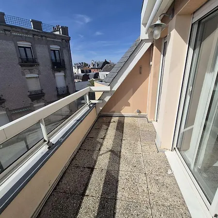 Duplex T3 Lumineux Avec Garage à Berck-plage - Fr-1-674-50 *